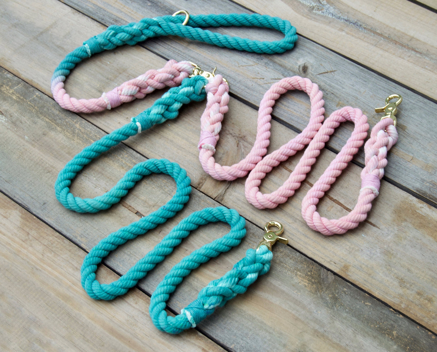 Custom Two Color Rope Dog Leash Coupler