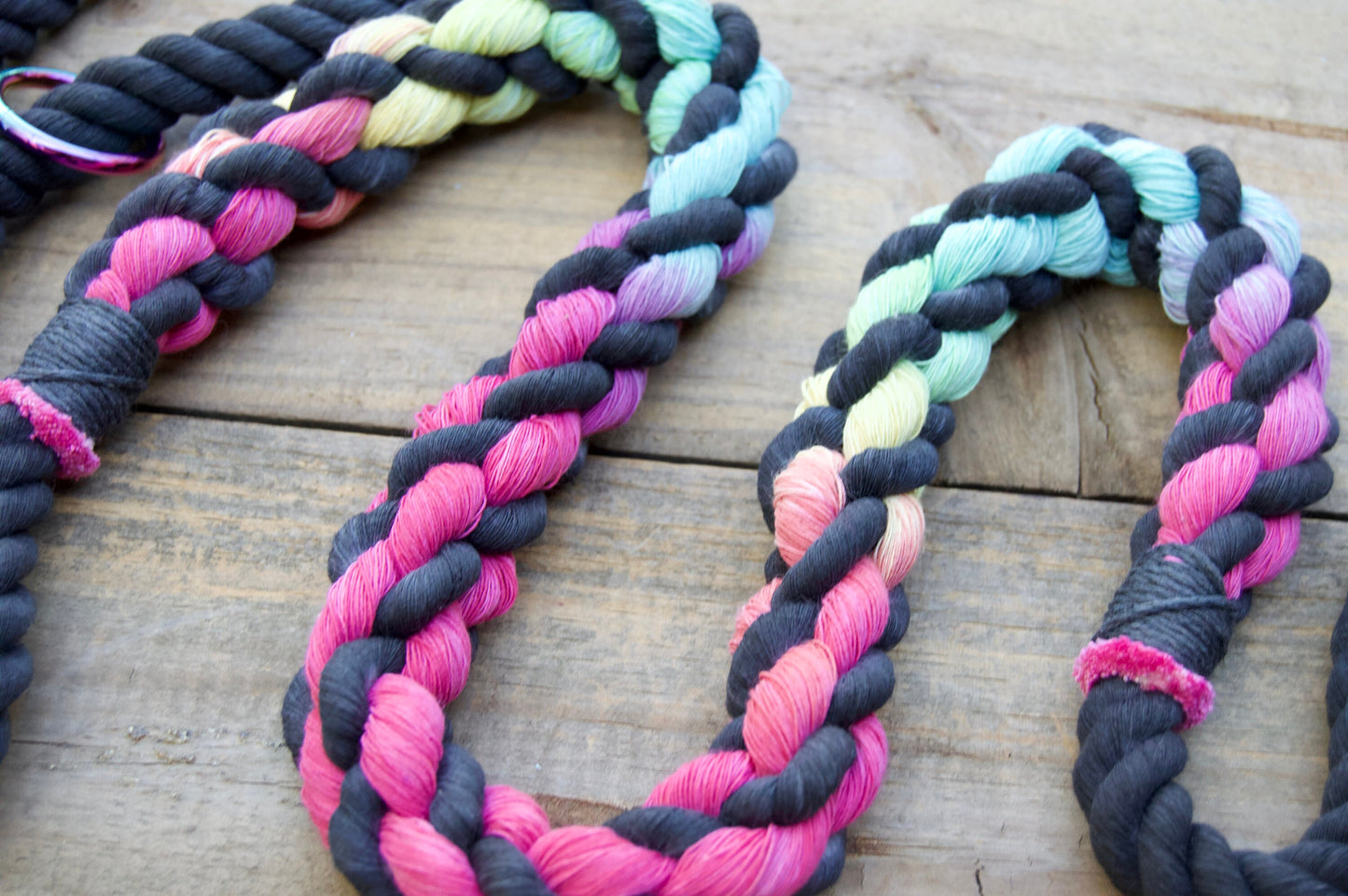 SNOWCONE: Mid-Splice Rope Dog Leash