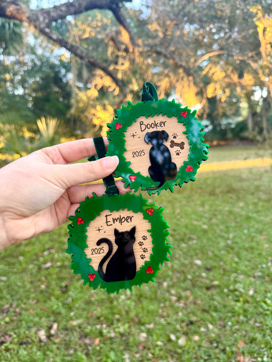 Dog and Cat Wreath Custom Pet Name Christmas Ornament